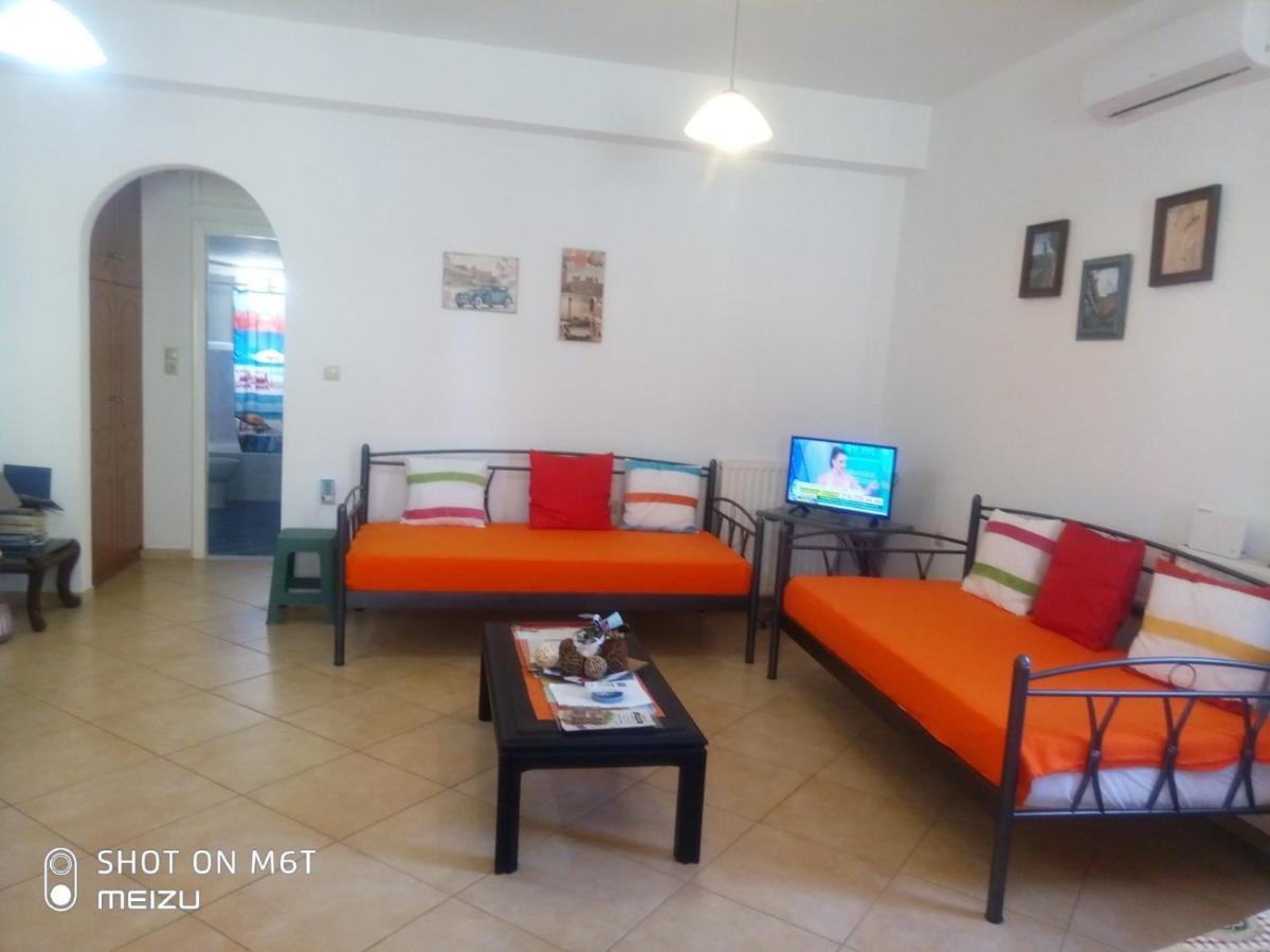 Apartament Delicatessen House Leonídion Zewnętrze zdjęcie