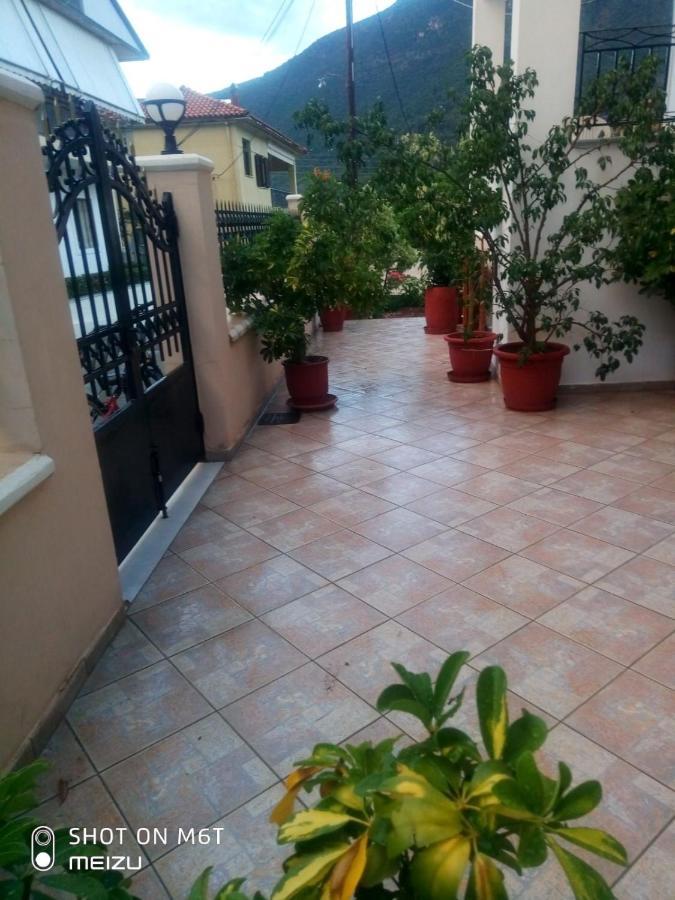 Apartament Delicatessen House Leonídion Zewnętrze zdjęcie